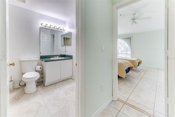 Image No.18-3 Bed Townhouse for sale