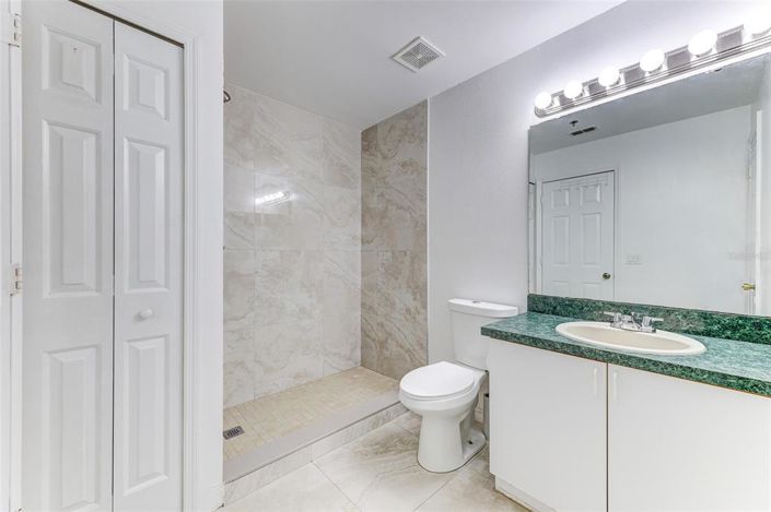 Image No.20-3 Bed Townhouse for sale