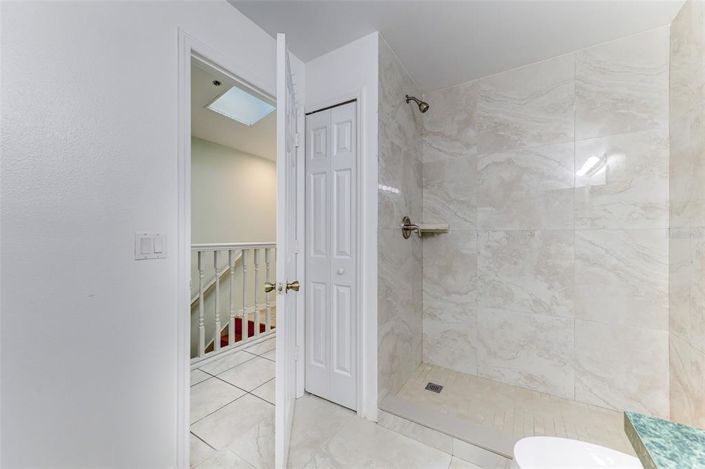 Image No.21-3 Bed Townhouse for sale