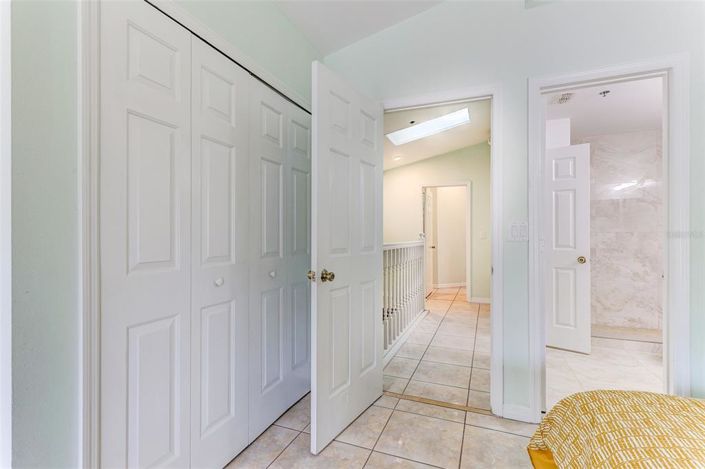 Image No.28-3 Bed Townhouse for sale