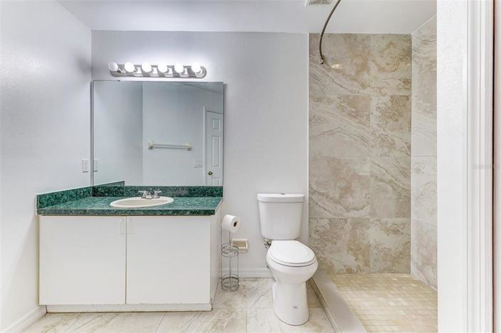 Image No.31-3 Bed Townhouse for sale