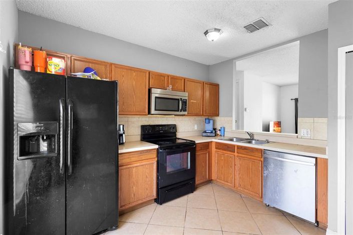 Image No.13-3 Bed House for sale
