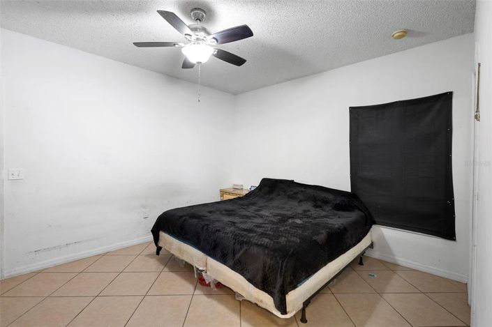 Image No.24-3 Bed House for sale