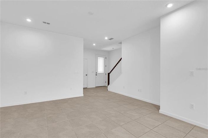 Image No.10-3 Bed Townhouse for sale