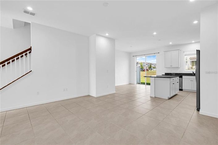 Image No.6-3 Bed Townhouse for sale