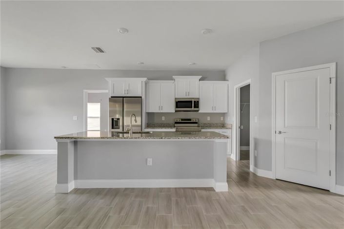 Image No.13-3 Bed House for sale