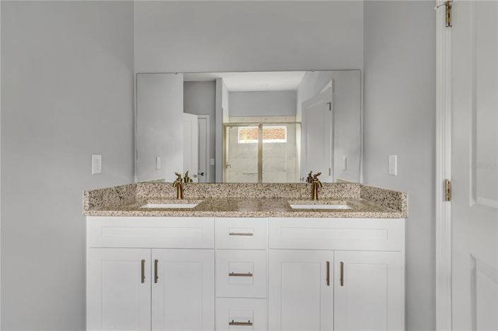 Image No.25-3 Bed House for sale