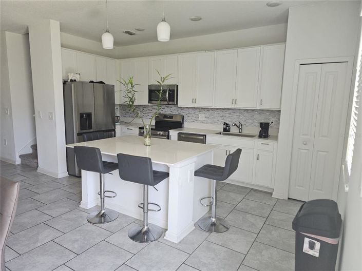 Image No.3-3 Bed Townhouse for sale