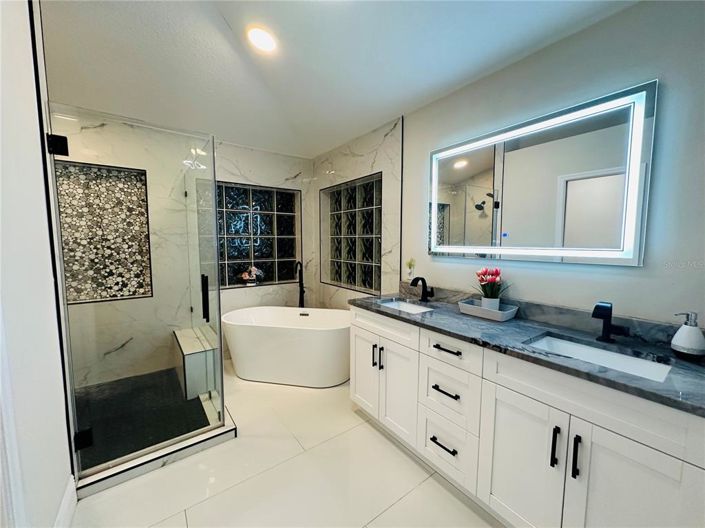 Image No.24-4 Bed House for sale