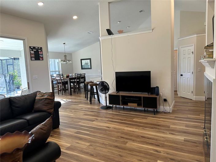 Image No.26-4 Bed House for sale