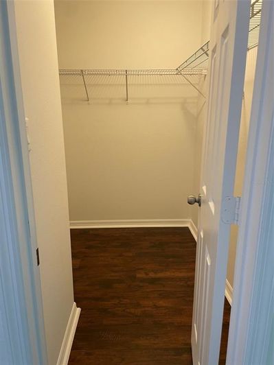 Image No.11-3 Bed Townhouse for sale