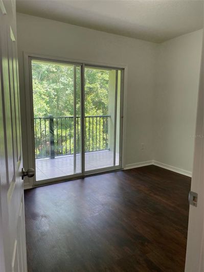 Image No.12-3 Bed Townhouse for sale