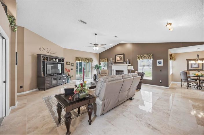 Image No.8-3 Bed House for sale