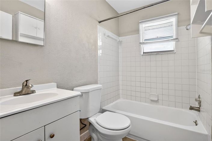 Image No.15-3 Bed House for sale