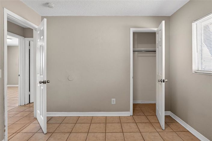 Image No.19-3 Bed House for sale