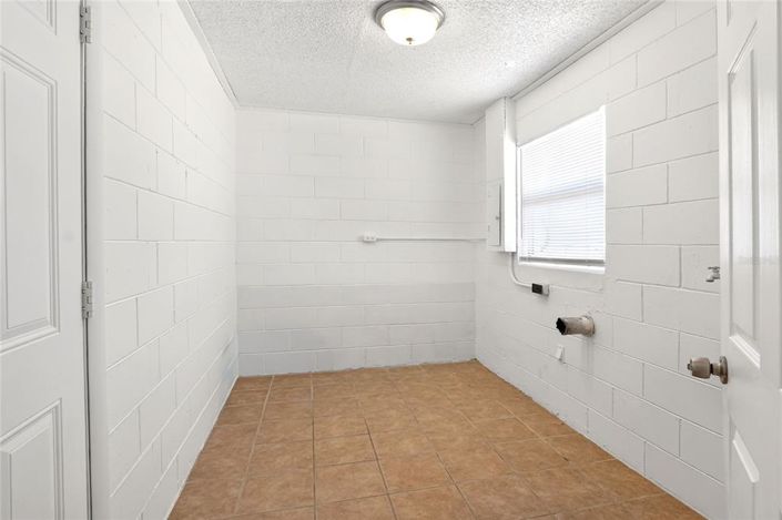 Image No.21-3 Bed House for sale