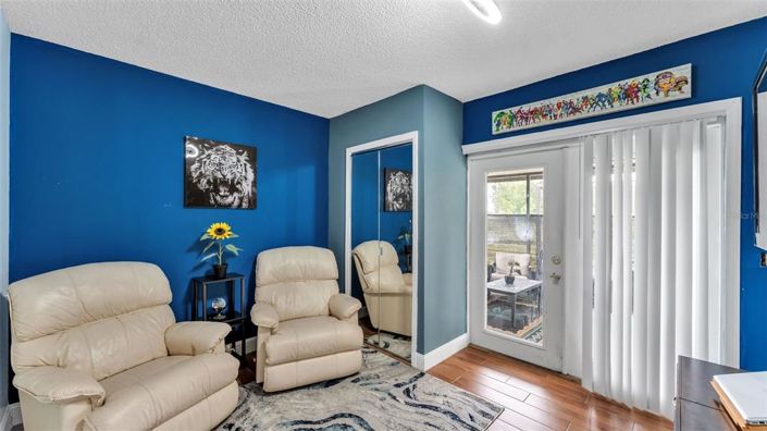 Image No.24-4 Bed House for sale