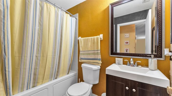 Image No.28-4 Bed House for sale