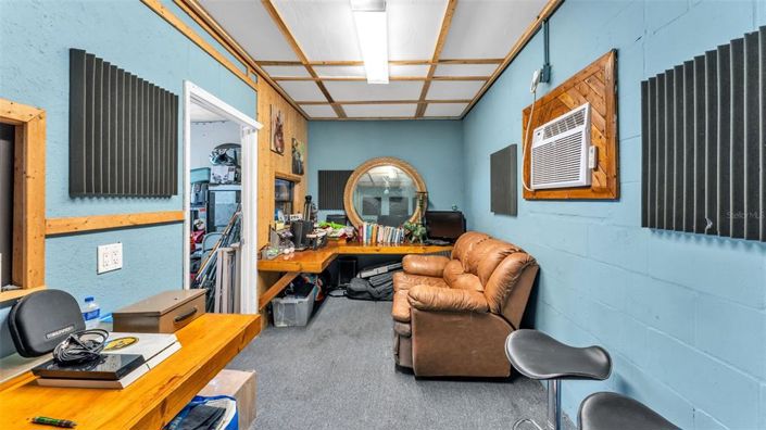 Image No.30-4 Bed House for sale