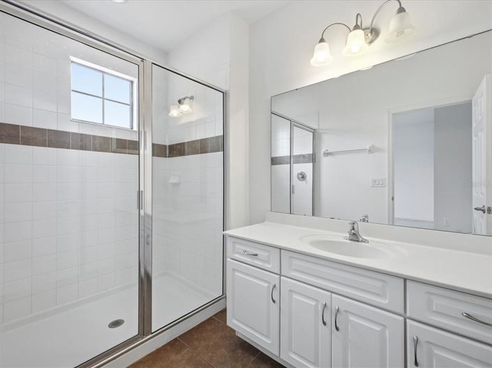 Image No.22-5 Bed House for sale