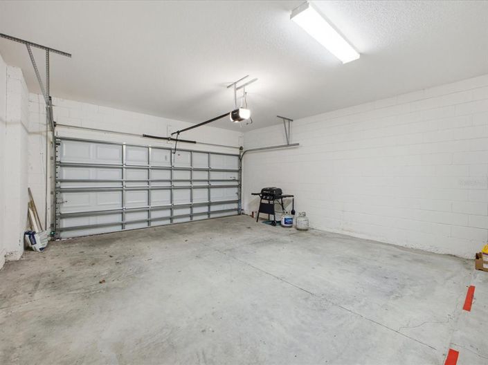 Image No.34-5 Bed House for sale