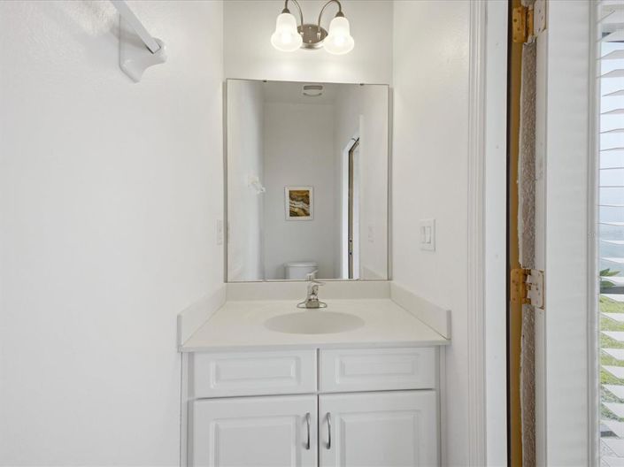 Image No.38-5 Bed House for sale