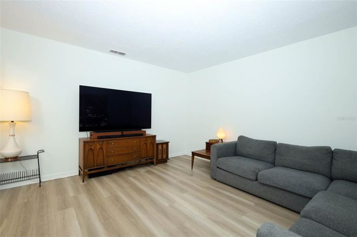 Image No.6-Maison de 5 chambres à vendre à Saint John