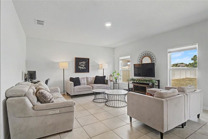 Image No.7-Maison de 4 chambres à vendre à Saint John