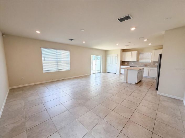 Image No.3-Maison de 4 chambres à vendre à Saint John