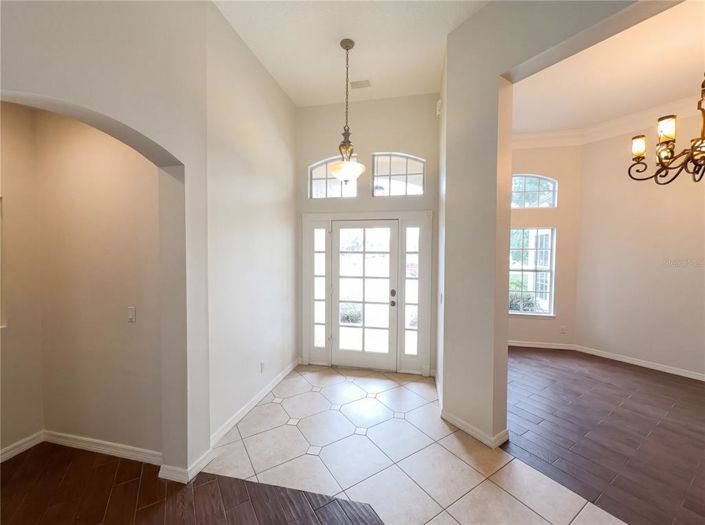 Image No.3-4 Bed House for sale
