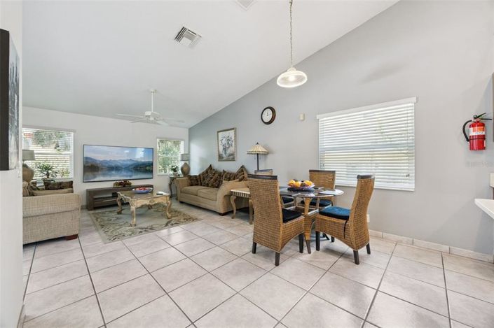 Image No.6-Maison de 4 chambres à vendre à Saint John