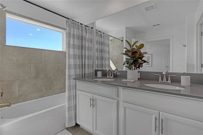 Image No.20-Maison de ville de 4 chambres à vendre à Saint John