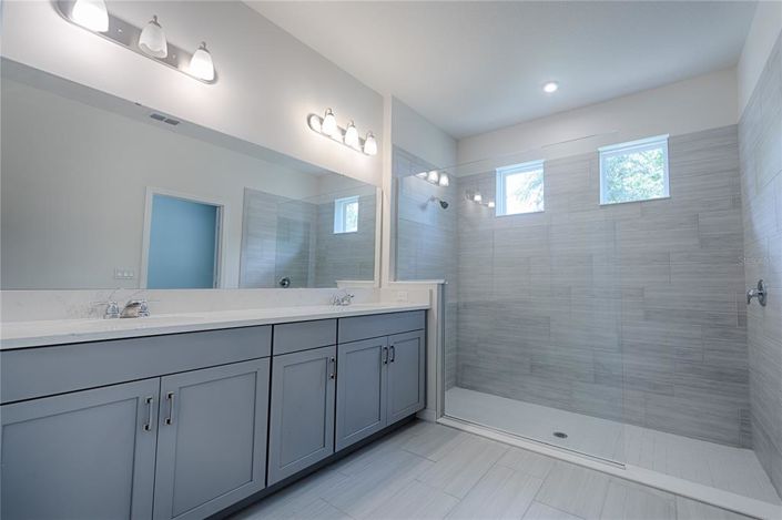 Image No.32-Maison de 4 chambres à vendre à Saint John