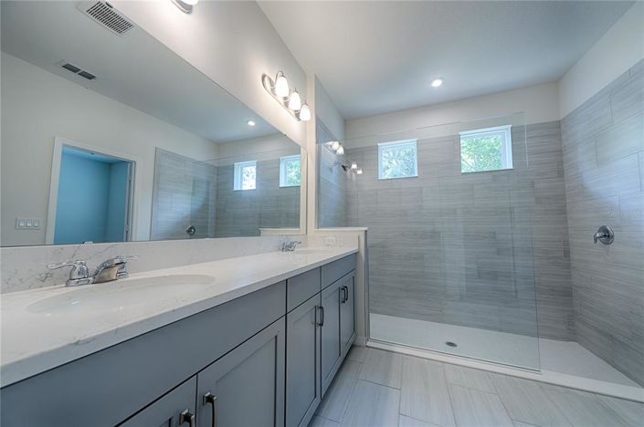 Image No.33-Maison de 4 chambres à vendre à Saint John