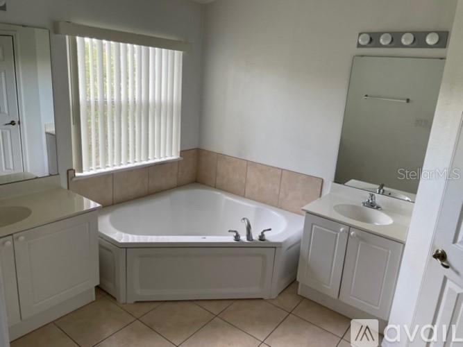 Image No.5-Maison de ville de 4 chambres à vendre à Saint John