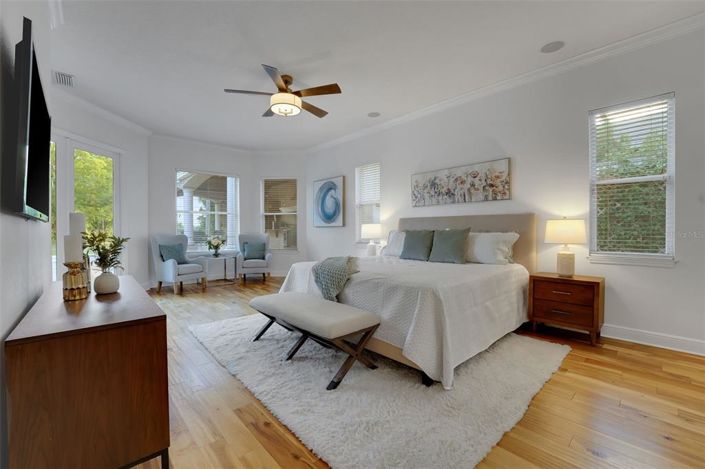 Image No.45-5 Bed House for sale