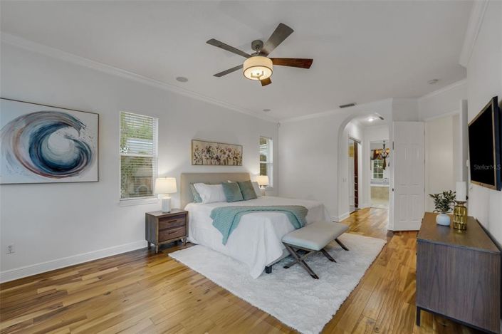 Image No.47-5 Bed House for sale