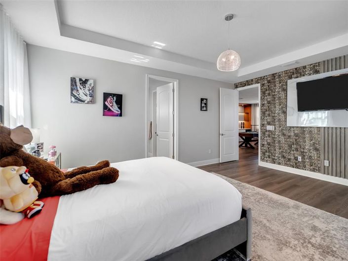 Image No.40-5 Bed House for sale