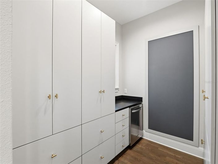 Image No.40-4 Bed House for sale