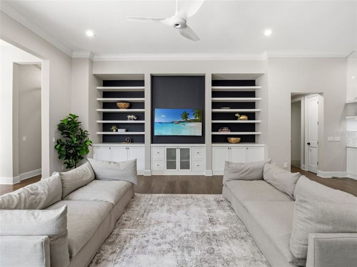 Image No.46-4 Bed House for sale