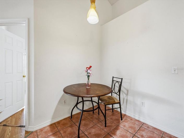 Image No.16-3 Bed House for sale