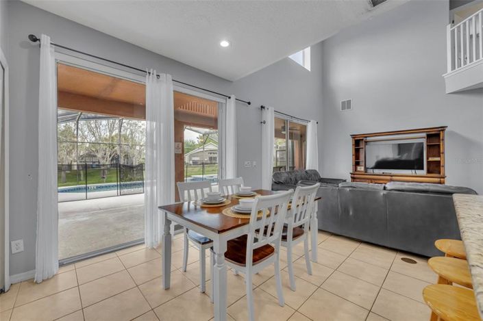 Image No.19-7 Bed House for sale