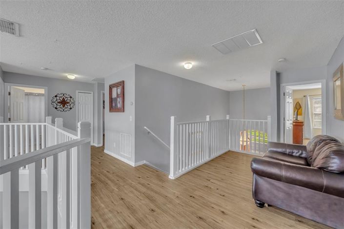 Image No.33-7 Bed House for sale