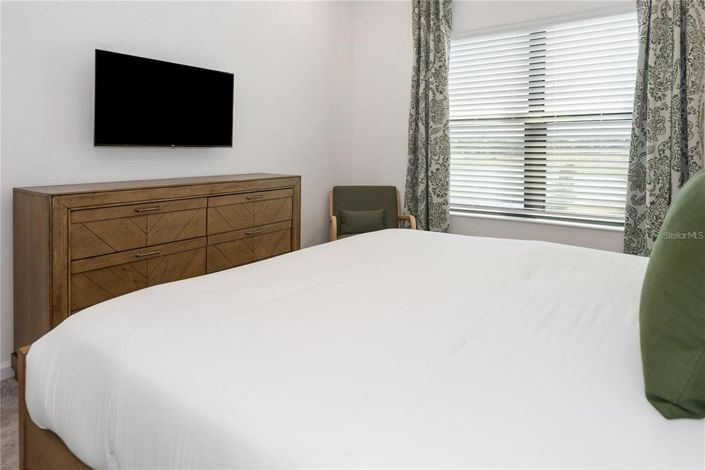 Image No.36-5 Bed Townhouse for sale