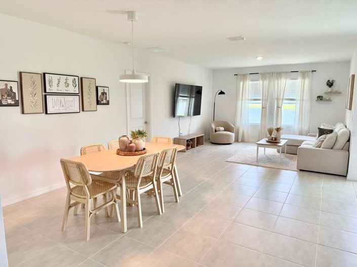 Image No.6-4 Bed House for sale