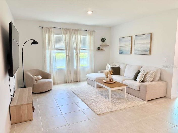 Image No.8-4 Bed House for sale