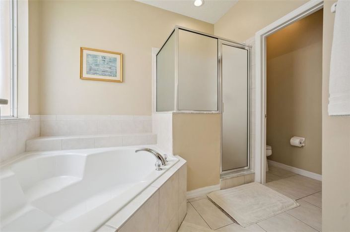 Image No.20-7 Bed House for sale