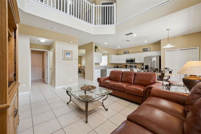 Image No.6-7 Bed House for sale