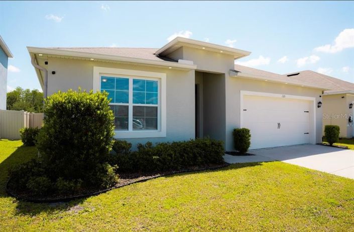 Image No.2-4 Bed House for sale