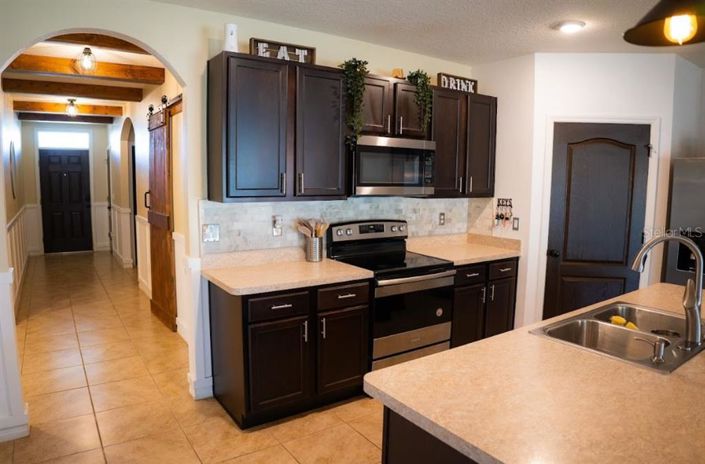 Image No.3-4 Bed House for sale